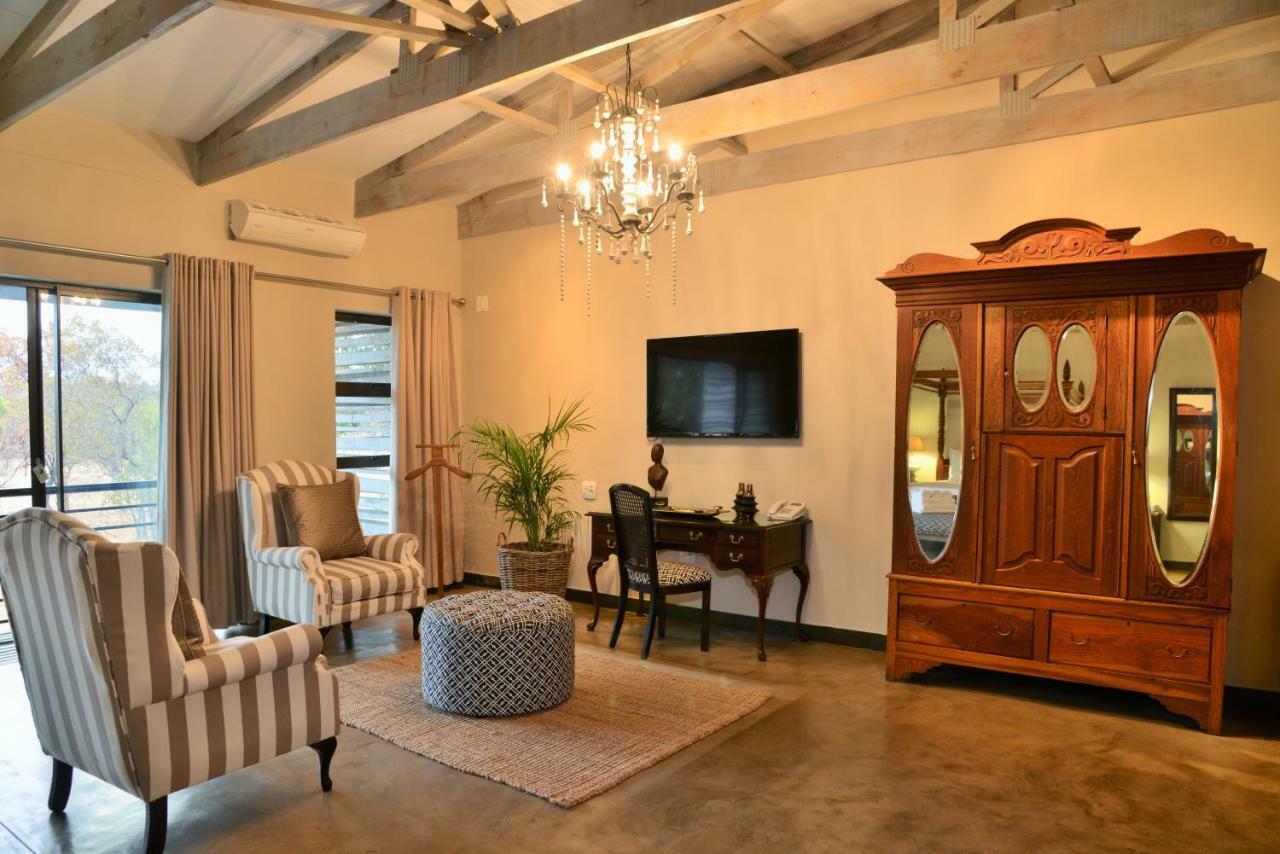 Bushveld Terrace Safari Hotel, Lodge & Spa Phalaborwa Bagian luar foto