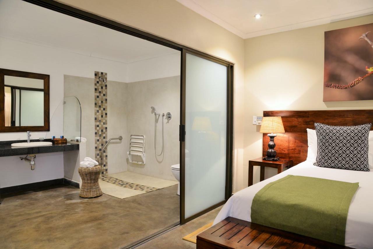 Bushveld Terrace Safari Hotel, Lodge & Spa Phalaborwa Bagian luar foto